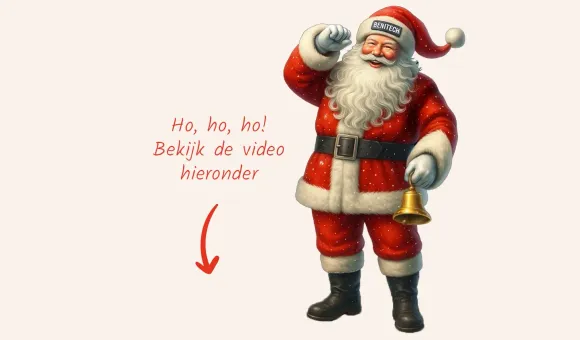 Kerstman met muts Benitech Kozijnen