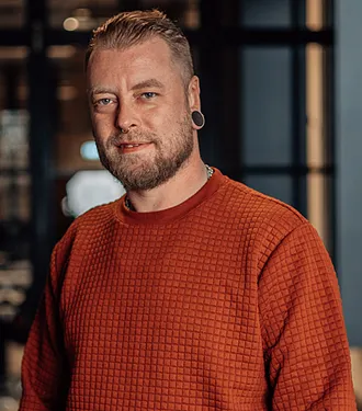 Portretfoto Haico Jonker 2e monteur Benitech Kozijnen