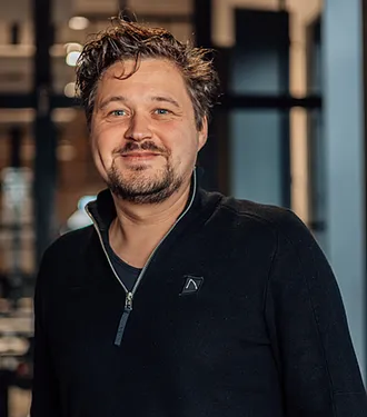 Portretfoto Maarten Pouwels Projectmanager Benitech Kozijnen