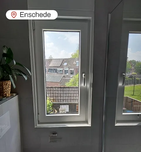Badkamer met kunststof kozijn in Enschede
