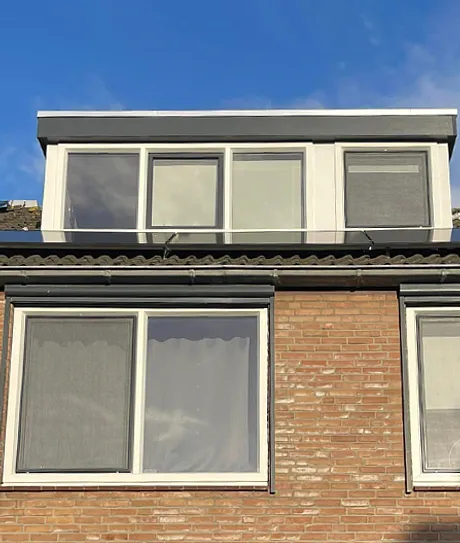 Kunststof kozijnen en kunststof dakkapel in woning